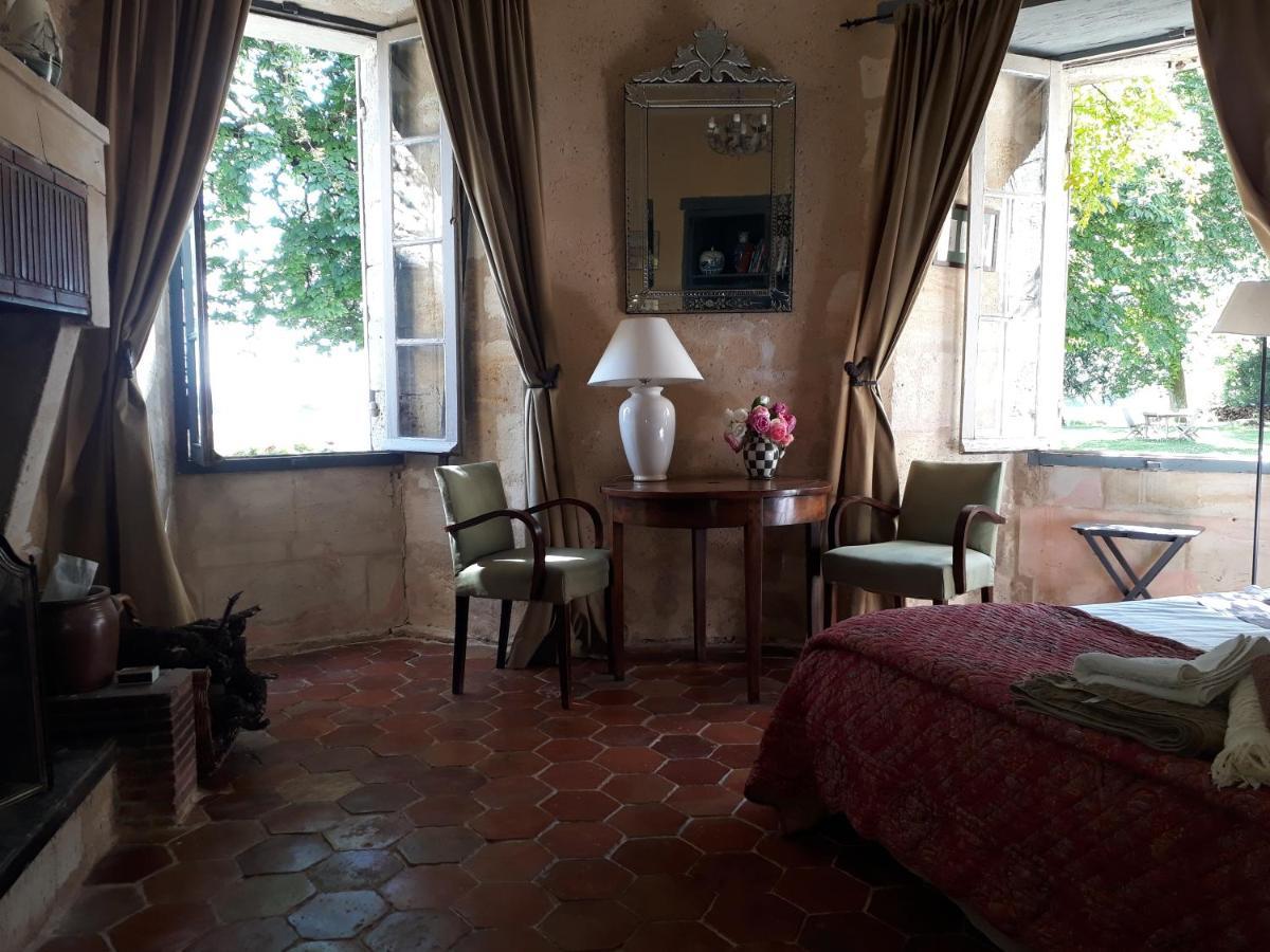 Lugon et l’Ile du Carney La Chambre De La Tour חדר תמונה